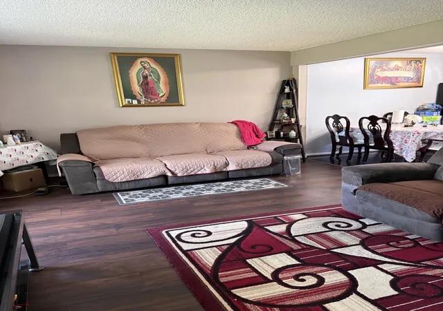 Photo 3 of Sale Pending at 459 Yorkshire Sq, Bolingbrook, IL 60440 | MLS# 12765670 | Listing updated on 2026-10-02