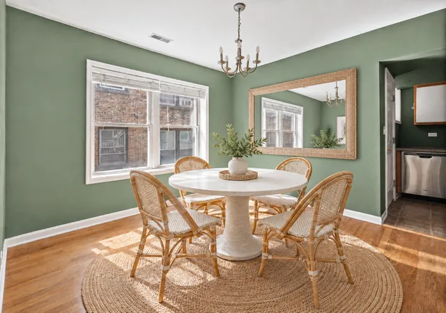 Listing Photo 4 - Condo for sale in building located at 34 S 6Th Ave, La Grange, IL 60525 - Unit #2K