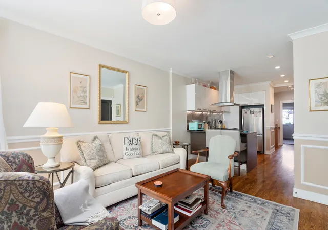 Photo 2 of House for sale at 2950 N Talman Ave, Chicago, IL 60618 | MLS# 12765680 | Listing updated on 2026-09-22