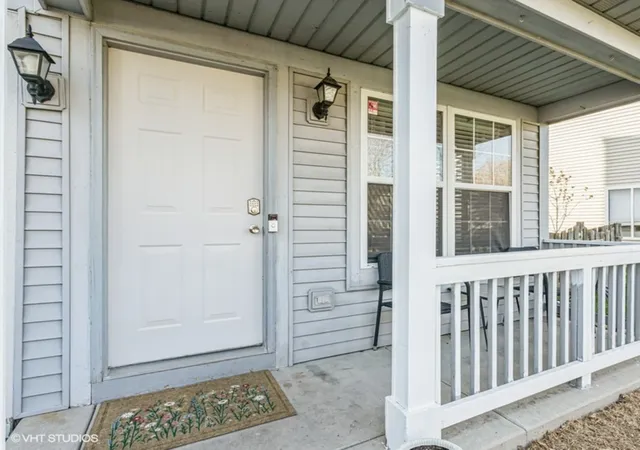 Photo 3 of Townhouse for sale at 338 Richmond Dr, Romeoville, IL 60446 | MLS# 12765683 | Listing updated on 2026-09-28