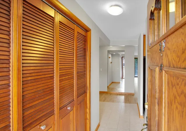 Photo 3 of Condo for sale at 5332 W Windsor Ave #2F, Chicago, IL 60630 | MLS# 12765712 | Listing updated on 2026-09-21