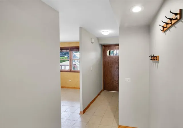 Photo 4 of Condo for sale at 5332 W Windsor Ave #2F, Chicago, IL 60630 | MLS# 12765712 | Listing updated on 2026-09-21