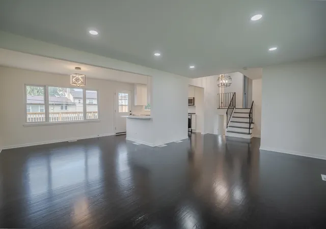Photo 3 of Single family home for sale at 291 Division St, Melrose Park, IL 60160 | MLS# 12765725 | Listing updated on 2026-09-21
