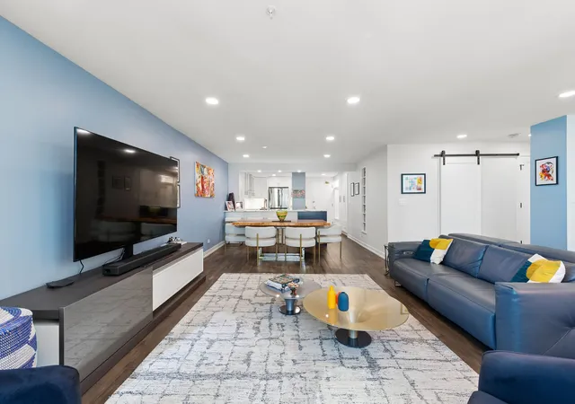 Photo 3 of Condo for sale at 195 N Harbor Dr #2408, Chicago, IL 60601 | MLS# 12765727 | Listing updated on 2026-09-27