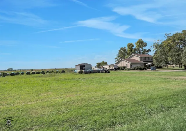 Photo 2 of Single family home for sale at 13384 E 10500 Road N, Grant Park, IL 60940 | MLS# 12765731 | Listing updated on 2026-10-01