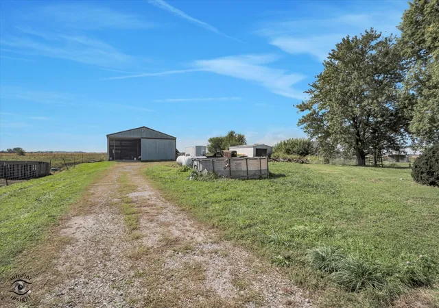 Photo 3 of Single family home for sale at 13384 E 10500 Road N, Grant Park, IL 60940 | MLS# 12765731 | Listing updated on 2026-10-01