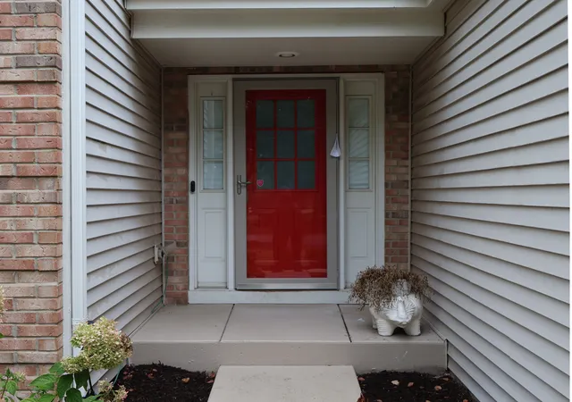 Photo 3 of Single family home for sale at 1496 Misty Ln, Bolingbrook, IL 60490 | MLS# 12765732 | Listing updated on 2026-10-07