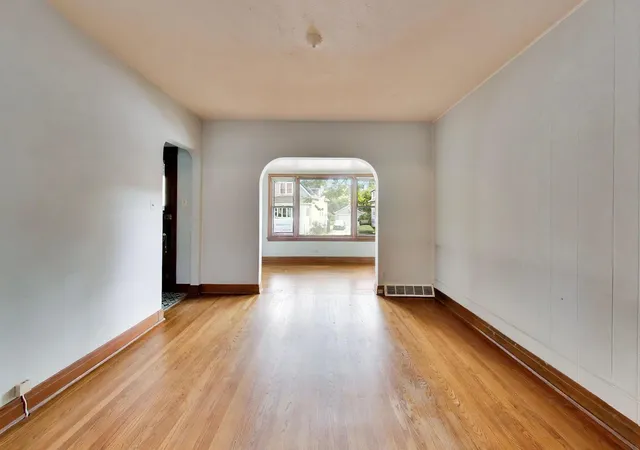 Listing Photo 4 - Condo for sale in building located at 227th Cir Ave, Forest Park, IL 60130