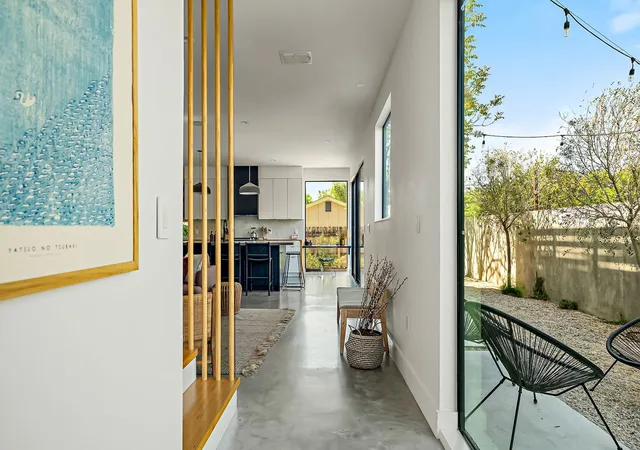 Photo 4 of Single family home for sale at 2201 Santa Rosa St, Austin, TX 78702 | MLS# 12765751 | Listing updated on 2026-09-27