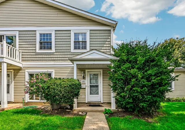 Photo 2 of Townhouse for sale at 1205 Quincy Ct, Wheeling, IL 60090 | MLS# 12765760 | Listing updated on 2026-09-23
