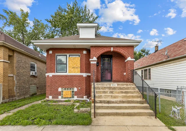 Photo 2 of Single family home for sale at 9132 S Blackstone Ave, Chicago, IL 60619 | MLS# 12765776 | Listing updated on 2026-09-30