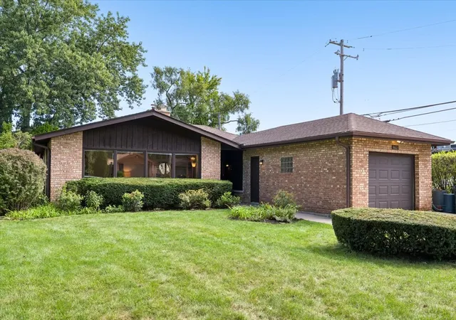 Photo 1 of Single family home for sale at 9617 Keystone Ave, Skokie, IL 60076 | MLS# 12765786 | Listing updated on 2026-10-04