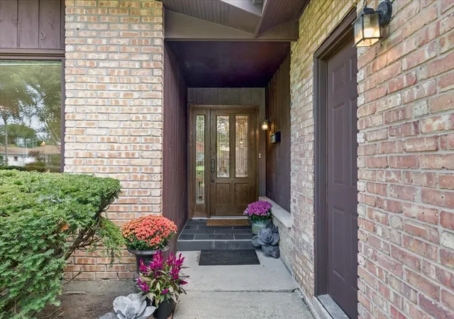 Photo 2 of Single family home for sale at 9617 Keystone Ave, Skokie, IL 60076 | MLS# 12765786 | Listing updated on 2026-10-04