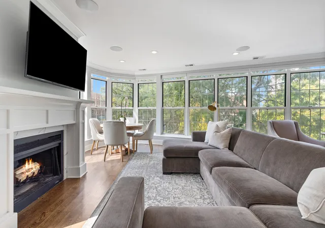 Photo 3 of Condo for sale at 339 W Webster Ave #1A, Chicago, IL 60614 | MLS# 12765810 | Listing updated on 2026-09-22