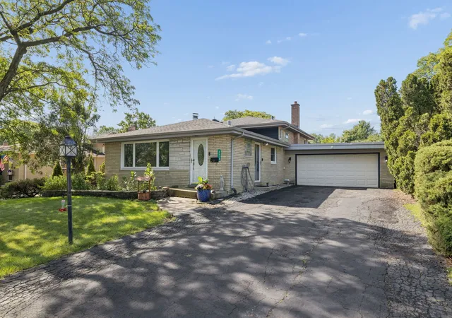 Single family home for sale at 9019 W 92nd Place, Hickory Hills, IL 60457 | MLS# 12765824