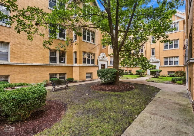 Photo 1 of Condo for sale at 3131 W Palmer Blvd #G, Chicago, IL 60647 | MLS# 12765838 | Listing updated on 2026-09-22