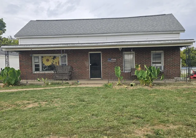 Photo 1 of Sale Pending at 560 Butler Rd, Harrisburg, IL 62946 | MLS# 12765852 | Listing updated on 2026-10-03