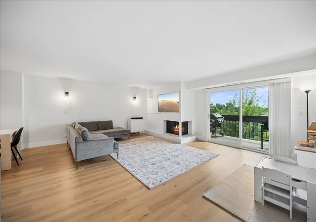 Photo 3 of Condo for sale at 1671 Mission Hills Rd #404, Northbrook, IL 60062 | MLS# 12765863 | Listing updated on 2026-10-05