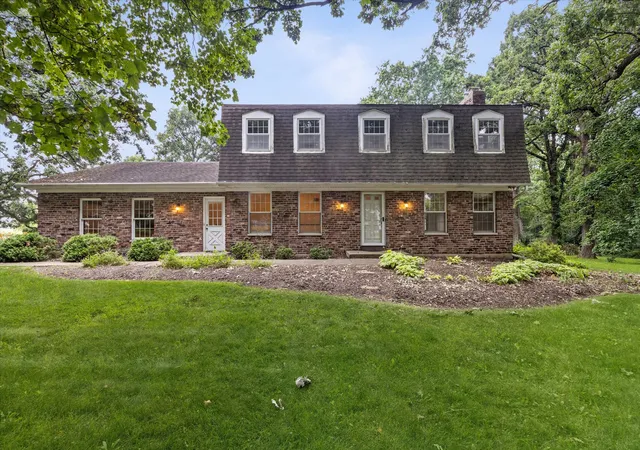 Photo 1 of Single family home for sale at 2s730 White Oak Ln, Batavia, IL 60510 | MLS# 12765872 | Listing updated on 2026-09-27