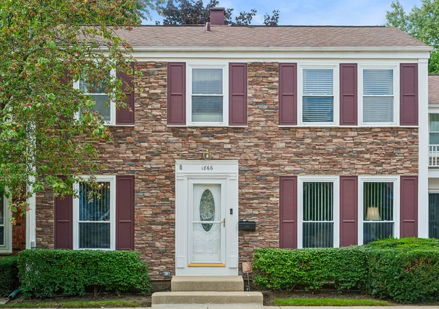 Photo 1 of Townhouse for sale at 1866 Wellington Pl, Hoffman Estates, IL 60169 | MLS# 12765876 | Listing updated on 2026-09-29