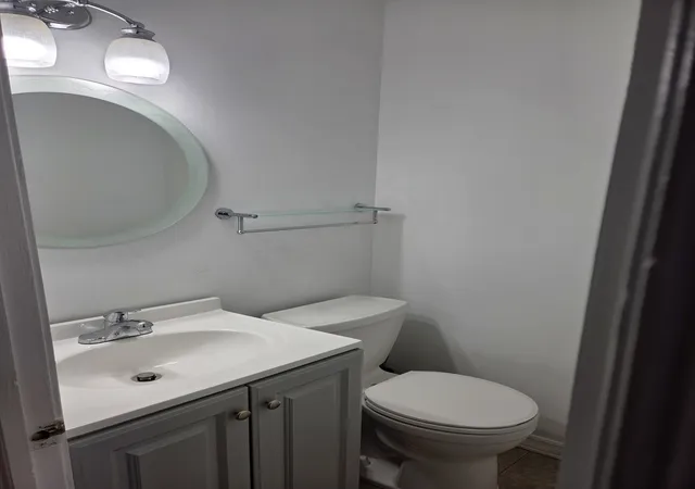 Photo 3 of Townhouse for sale at 1866 Wellington Pl, Hoffman Estates, IL 60169 | MLS# 12765876 | Listing updated on 2026-09-22