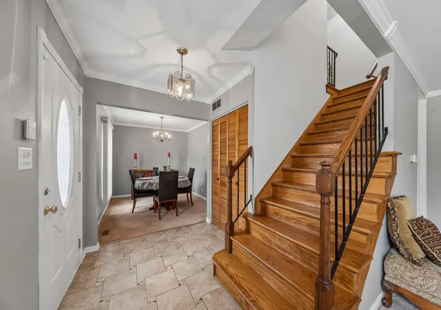 Photo 3 of Townhouse for sale at 1866 Wellington Pl, Hoffman Estates, IL 60169 | MLS# 12765876 | Listing updated on 2026-09-29