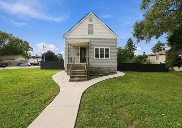 Photo 1 of Single family home for sale at 3903 W 115th Street, Alsip, IL 60803 | MLS# 12765877 | Listing updated on 2026-10-08