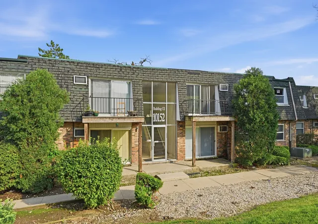 Photo 1 of Condo for sale at 10152 South 84th Ter #12309, Palos Hills, IL 60465 | MLS# 12765890 | Listing updated on 2026-09-23