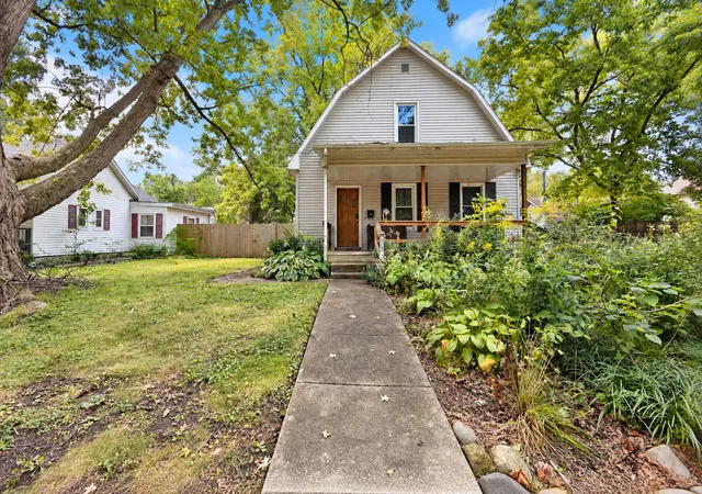 Photo 2 of Single family home for sale at 303 S Johnson Ave, Urbana, IL 61801 | MLS# 12765891 | Listing updated on 2026-10-06