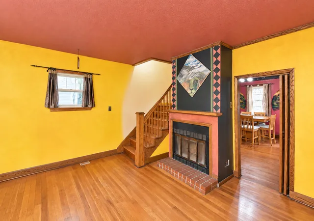 Photo 4 of Single family home for sale at 303 S Johnson Ave, Urbana, IL 61801 | MLS# 12765891 | Listing updated on 2026-10-06