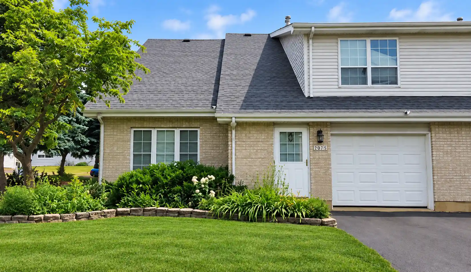 Listing Photo 1 - Condo for sale in 2075 Susanna Wy located at 2075 Susanna Wy, Crest Hill, IL 60403 - Unit 2075 Susanna Way