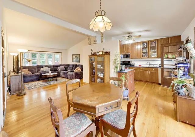 Photo 3 of Single family home for sale at 2307 Fulle St, Rolling Meadows, IL 60008 | MLS# 12765916 | Listing updated on 2026-09-24