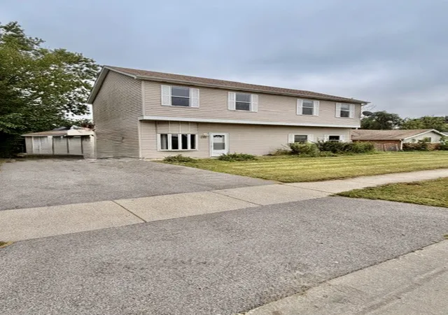 Photo 1 of Single family home for sale at 212 Harwood Dr, Bolingbrook, IL 60440 | MLS# 12765921 | Listing updated on 2026-09-28