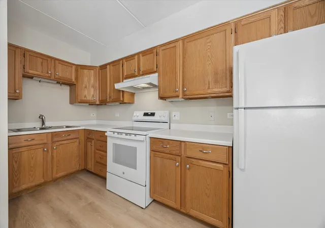 Photo 2 of Condo for sale at 5125 Blodgett Ave #507, Downers Grove, IL 60515 | MLS# 12765926 | Listing updated on 2026-09-25