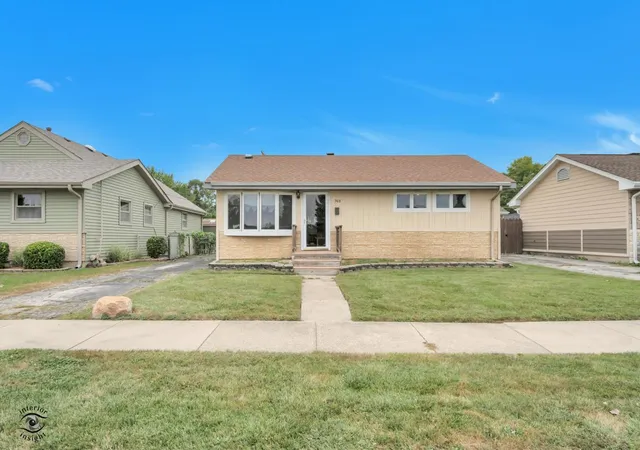 Photo 2 of Single family home for sale at 7418 W 115th Street, Worth, IL 60482 | MLS# 12765928 | Listing updated on 2026-10-07