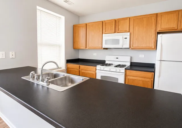 Photo 3 of Condo for sale at 3506 S State St #312, Chicago, IL 60616 | MLS# 12765942 | Listing updated on 2026-09-23