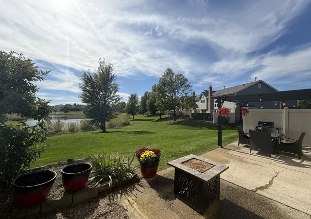 Photo 2 of Townhouse for sale at 19339 Lisadell Dr, Tinley Park, IL 60487 | MLS# 12765948 | Listing updated on 2026-10-04