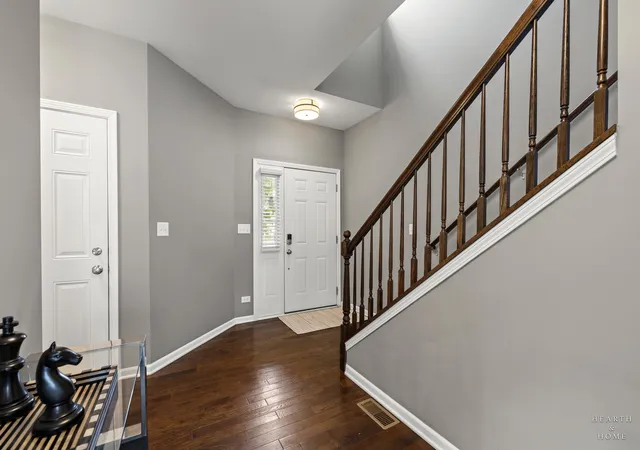 Photo 4 of Townhouse for sale at 10619 153rd Place, Orland Park, IL 60462 | MLS# 12765950 | Listing updated on 2026-09-22