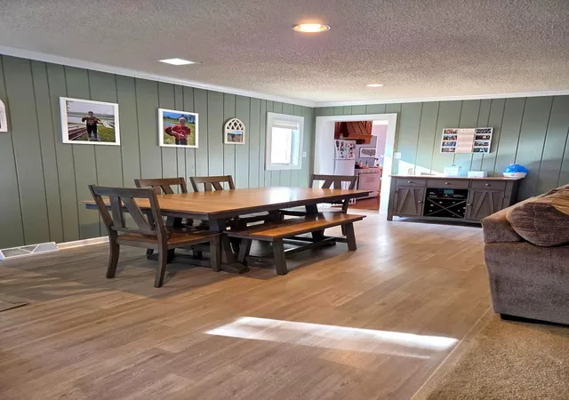 Photo 3 of Single family home for sale at 5237 Pleasant Ln, Crestwood, IL 60418 | MLS# 12765952 | Listing updated on 2026-10-06