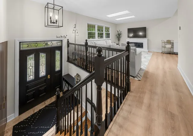 Photo 3 of Single family home for sale at 907 E Schirra Dr, Palatine, IL 60074 | MLS# 12765956 | Listing updated on 2026-09-24