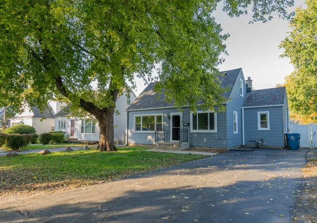 Photo 1 of Single family home for sale at 11232 S Natoma Ave, Worth, IL 60482 | MLS# 12765957 | Listing updated on 2026-10-29