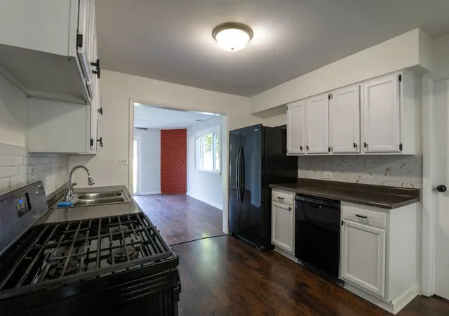 Photo 3 of Single family home for sale at 11232 S Natoma Ave, Worth, IL 60482 | MLS# 12765957 | Listing updated on 2026-10-29