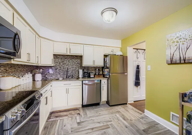 Photo 3 of Condo for sale at 2311 183rd Street #309, Homewood, IL 60430 | MLS# 12765959 | Listing updated on 2026-09-28