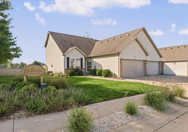 Photo 2 of Multi family home for sale at 595 Beechwood Ct, Normal, IL 61761 | MLS# 12765966 | Listing updated on 2026-10-03