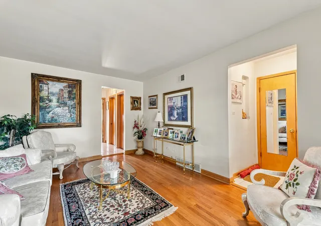 Photo 4 of Single family home for sale at 2430 Westover Ave, North Riverside, IL 60546 | MLS# 12765973 | Listing updated on 2026-09-27