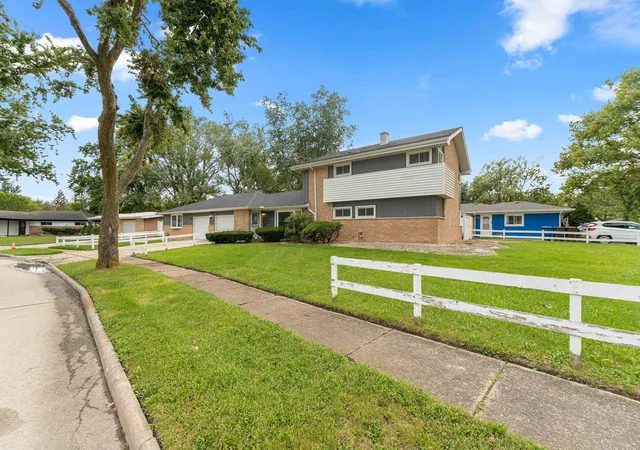 Photo 1 of Single family home for sale at 369 Waverly St, Park Forest, IL 60466 | MLS# 12765982 | Listing updated on 2026-09-23