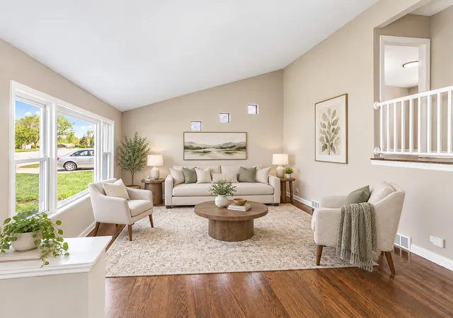 Photo 4 of Single family home for sale at 17419 Kedzie Ave, Hazel Crest, IL 60429 | MLS# 12765997 | Listing updated on 2026-10-05