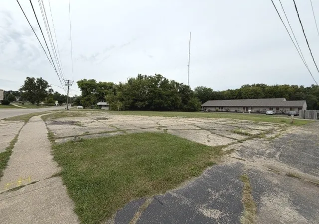 Photo 4 of Land for sale at 717 N 1st Street, De Kalb, IL 60115 | MLS# 12766001 | Listing updated on 2026-09-22