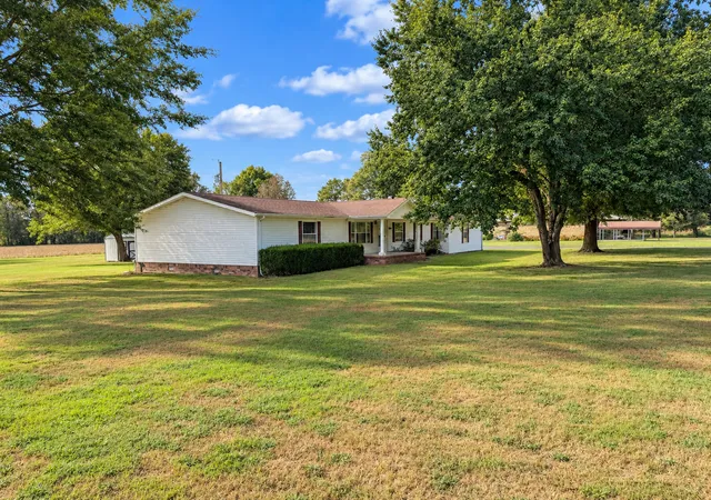 Photo 3 of Single family home for sale at 2841 North Ave, Metropolis, IL 62960 | MLS# 12766011 | Listing updated on 2026-09-28