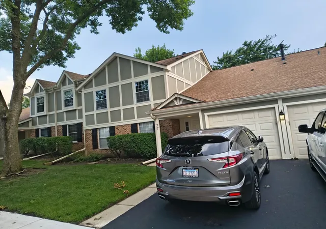 Photo 1 of Townhouse for sale at 22 Waterbury Ln #O2, Schaumburg, IL 60193 | MLS# 12766018 | Listing updated on 2026-09-22